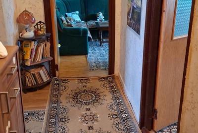 Apartament cu 3 camere decomandat în Central - 1