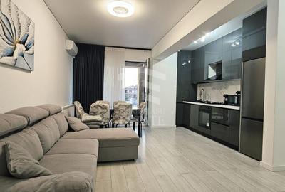 Apartament cu 2 camere semidecomandat, mobilat în Central