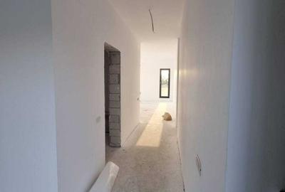 Casă cu 3 camere decomandat în Valu lui Traian - 1