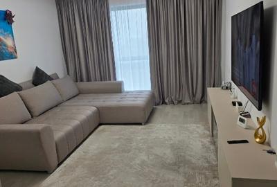 Apartament cu 2 camere decomandat, mobilat în Central