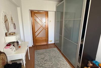 Apartament cu 4 camere în Podu Roș - 7