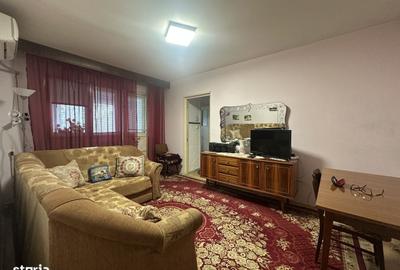 Apartament cu 3 camere semidecomandat în Malu Roșu