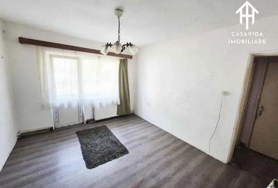 Apartament cu 3 camere semidecomandat în Lugoj - 1