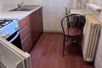 Garsonieră decomandată în Central - 1