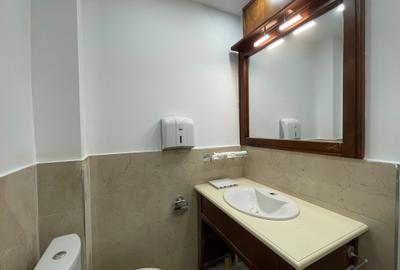 Garsonieră decomandată, mobilată în Primăverii - 11