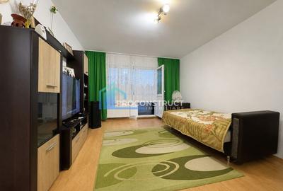 Apartament cu 4 camere în Lipovei