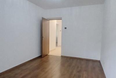 Apartament cu 3 camere semidecomandat în Vatra Luminoasă - 10