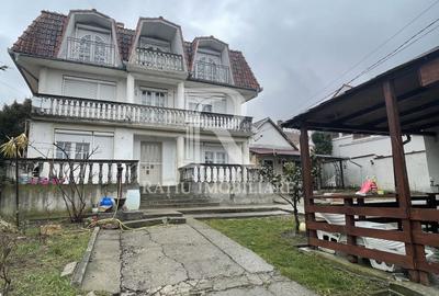 Casă cu 6 camere cu Canalizare în Podgoria