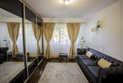 Apartament cu 3 camere decomandat, mobilat în Capitol