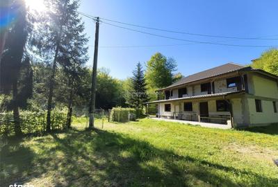 Casă cu 4 camere în Mârșa - 5