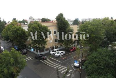 Apartament cu 4 camere decomandat, mobilat în Capitale - 8