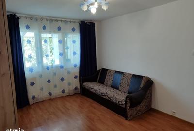 Apartament cu 3 camere în Milcov