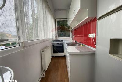 Apartament cu 3 camere decomandat în Central - 2