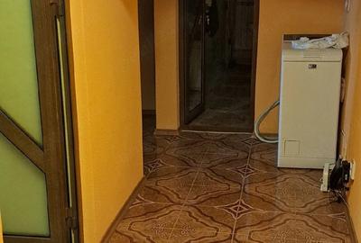 Apartament cu 2 camere decomandat în Micro 14