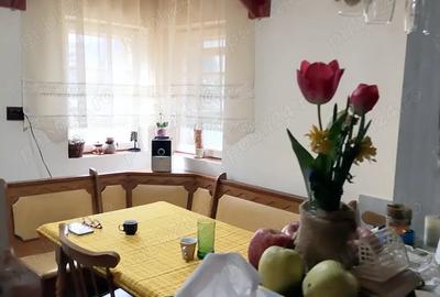 Casă cu 6 camere în Central - 12