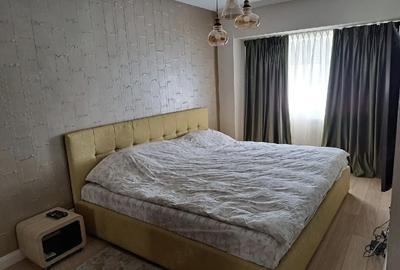 Apartament cu 4 camere decomandat în Victoriei - 2