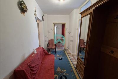Apartament cu 3 camere decomandat în Județean - 17