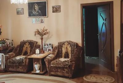 Apartament cu 2 camere semidecomandat în Brazda lui Novac