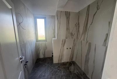Casă cu 4 camere cu Teren 45 Mp în Chișoda