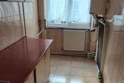 Apartament cu 2 camere semidecomandat în Ferentari