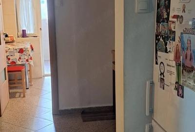 Garsonieră decomandată în Traian