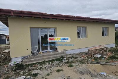 Casă cu 4 camere cu Teren 500 Mp în Tărtășești - 3