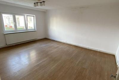 Apartament cu 3 camere decomandat în Micro 17 - 8