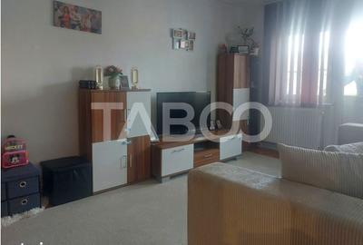 Apartament cu 3 camere decomandat, mobilat în Valea Aurie - 5