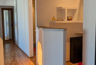 Apartament cu 3 camere decomandat, mobilat în Dristor