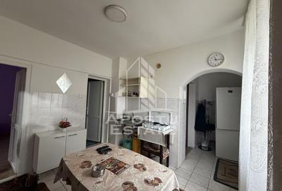 Apartament cu 2 camere decomandat în Lipovei - 4