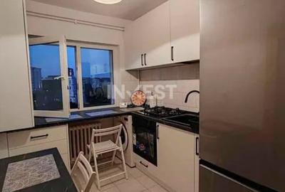 Apartament cu 2 camere decomandat în Podu Roș