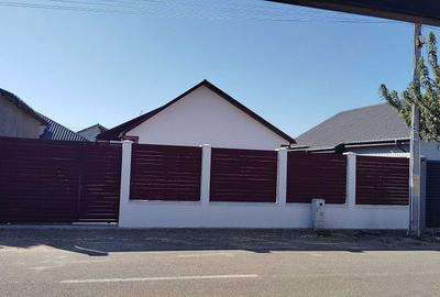 Casă cu 3 camere în Cazasu
