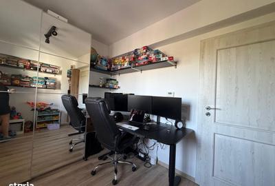 Casă cu 4 camere în Odăi