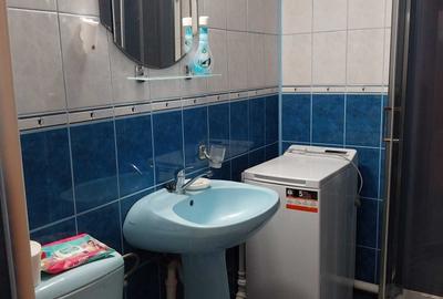 Apartament cu 3 camere decomandat în Nufărul - 8