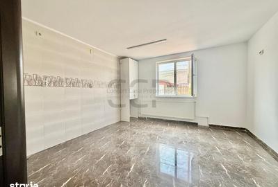 Casă cu 5 camere cu Teren 240 Mp în Apărătorii Patriei