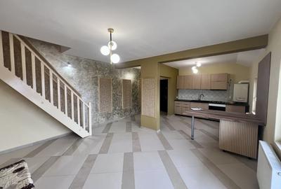 Apartament cu 3 camere în Dâmbovița