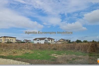 Teren Construcții intravilan de 900 mp, în Lazu - 2