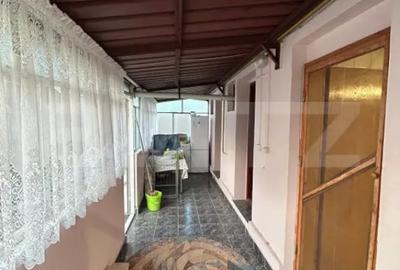 Casă cu 6 camere cu Teren 635 Mp în Central