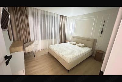 Apartament cu 3 camere decomandat în Central - 3