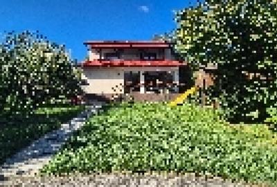 Casă cu 6 camere cu Teren 850 Mp în Breaza de Jos