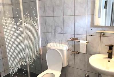 Casă cu 3 camere cu Teren 410 Mp în Girocului