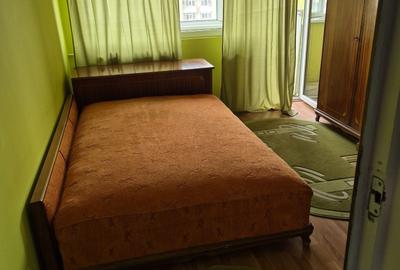 Apartament cu 3 camere semidecomandat în Colentina - 3
