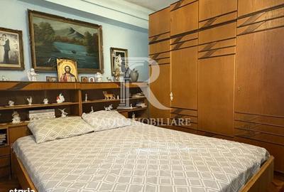 Apartament cu 4 camere decomandat în Dacia