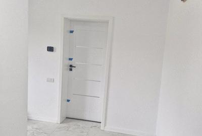 Apartament cu 2 camere semidecomandat în Rahova