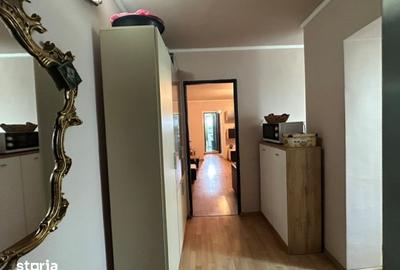 Apartament cu 2 camere semidecomandat în Rogerius