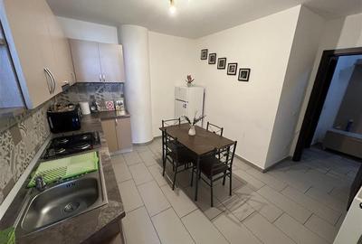 Apartament cu 3 camere decomandat, mobilat în Brăilei - 2