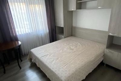 Apartament cu 3 camere în Păcurari