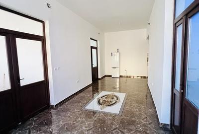 Casă cu 5 camere cu Teren 200 Mp în Central - 3