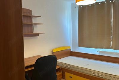 Apartament cu 3 camere decomandat în Lotus