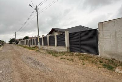 Casă individuală cu 6 camere cu Canalizare în Șendreni - 32